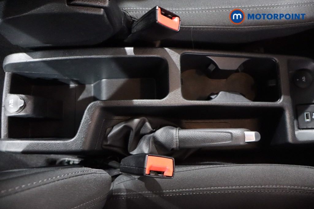 Ford Grand Tourneo Connect Zetec Manual Diesel People Carrier - Stock Number (1566196) - 19th supplementary image