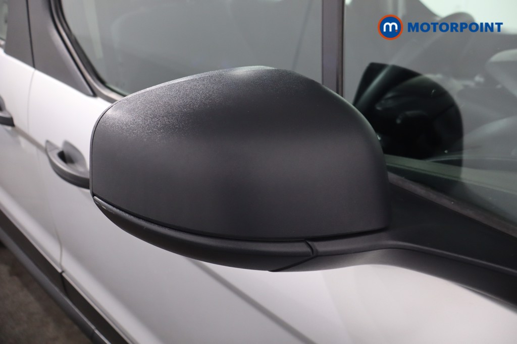 Ford Grand Tourneo Connect Zetec Manual Diesel People Carrier - Stock Number (1566196) - 26th supplementary image