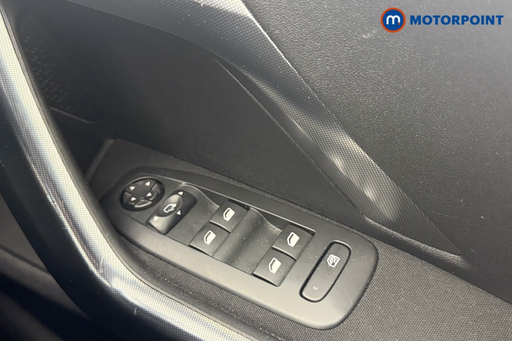 Peugeot 2008 Allure Automatic Petrol SUV - Stock Number (1566205) - 12th supplementary image