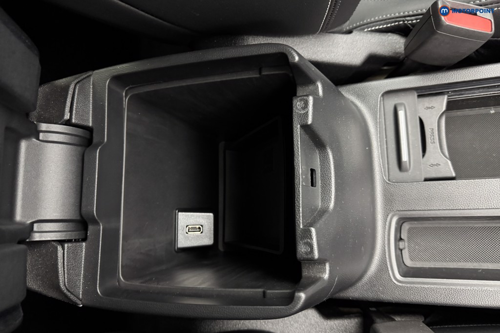 Ford Focus ST Manual Petrol Hatchback - Stock Number (1566208) - 13th supplementary image