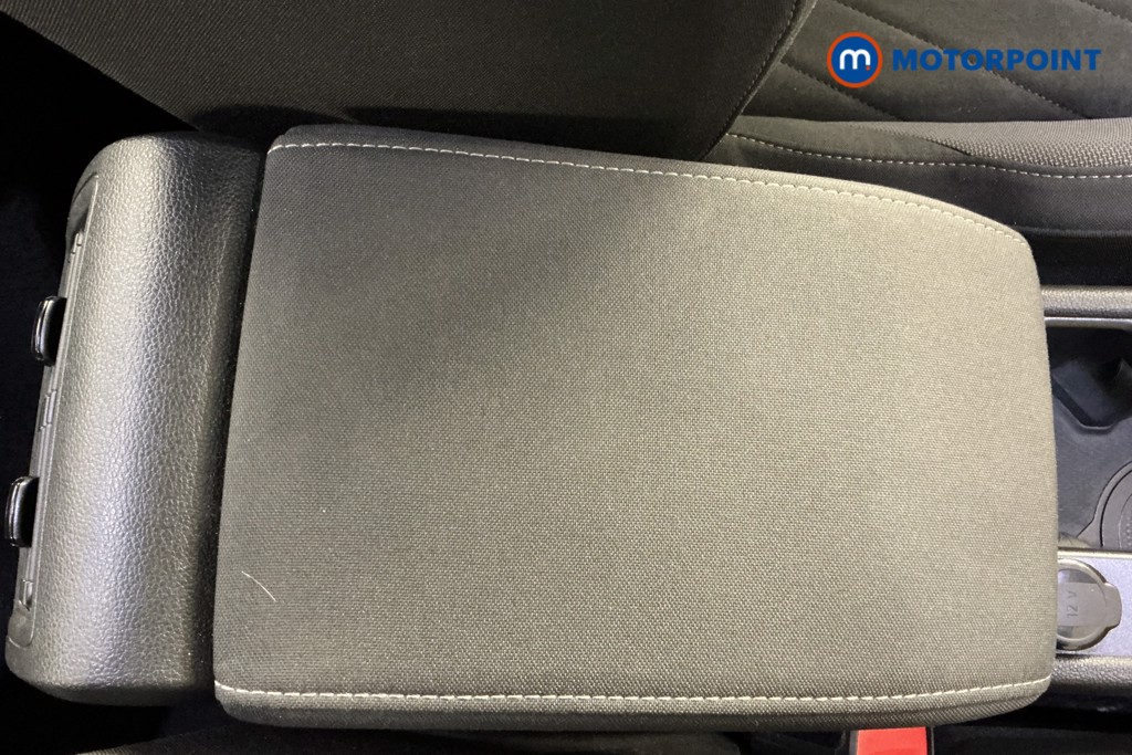 Volkswagen Golf Style Manual Petrol Hatchback - Stock Number (1566248) - 7th supplementary image