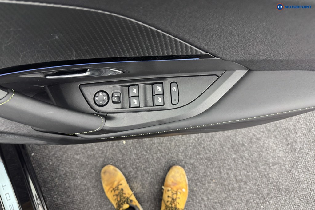 Peugeot 2008 GT Automatic Electric SUV - Stock Number (1566475) - 21st supplementary image