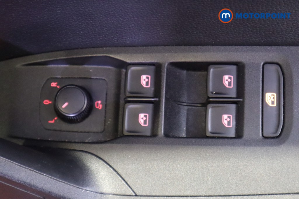 Seat Arona Fr Sport Manual Petrol SUV - Stock Number (1566674) - 15th supplementary image