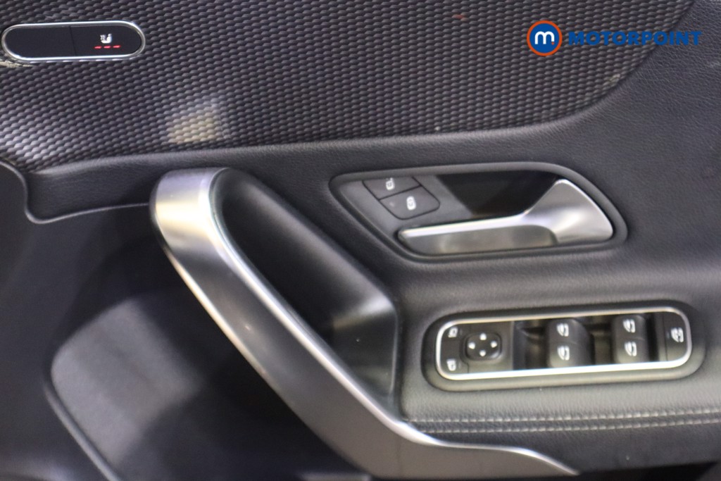 Mercedes-Benz A Class Sport Automatic Diesel Hatchback - Stock Number (1566809) - 14th supplementary image