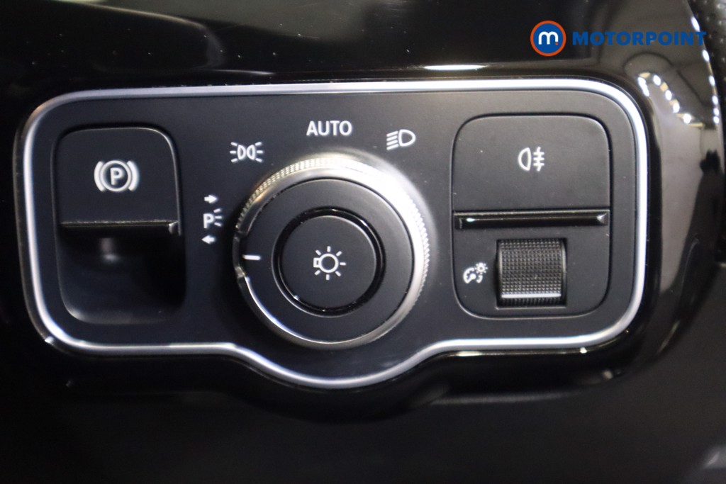 Mercedes-Benz A Class Sport Automatic Diesel Hatchback - Stock Number (1566809) - 17th supplementary image