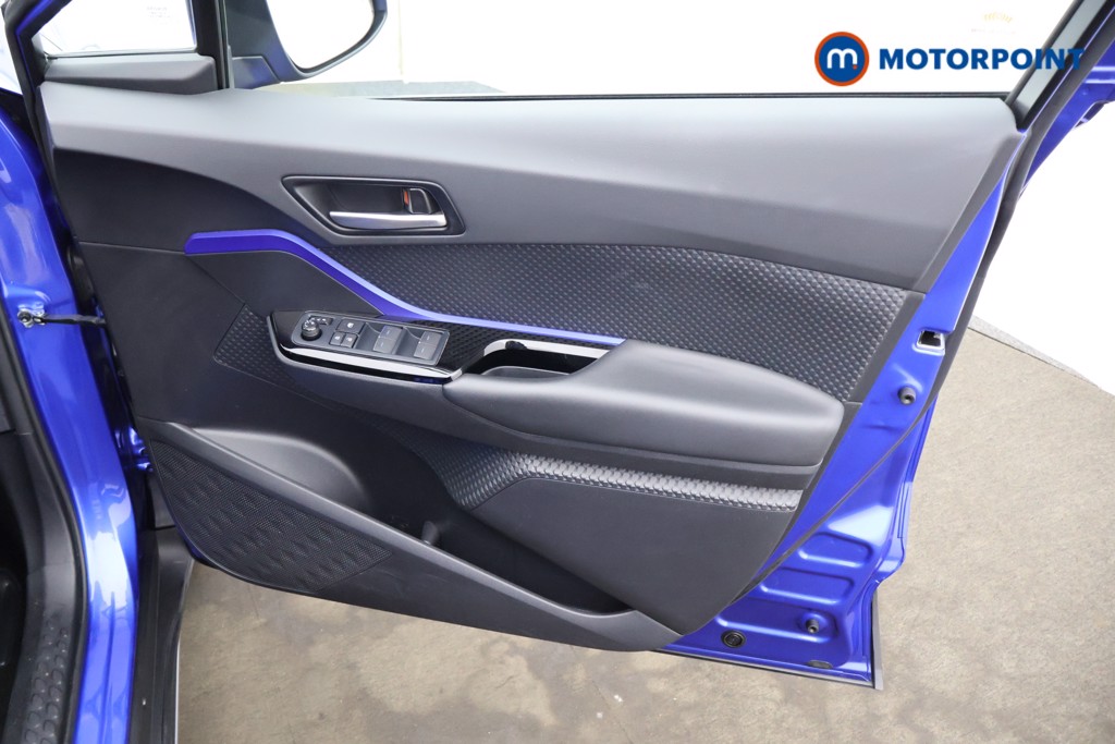 Toyota C-Hr Dynamic Automatic Petrol-Electric Hybrid SUV - Stock Number (1566868) - 8th supplementary image