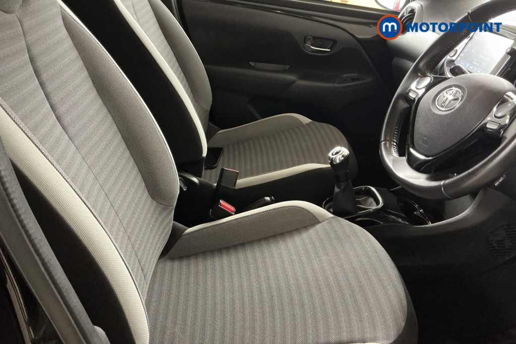 Toyota Aygo X-Trend Manual Petrol Hatchback - Stock Number (1566934) - 4th supplementary image