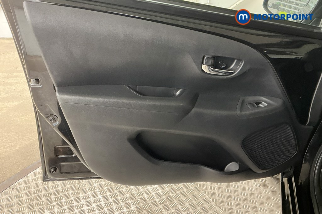 Toyota Aygo X-Trend Manual Petrol Hatchback - Stock Number (1566934) - 21st supplementary image