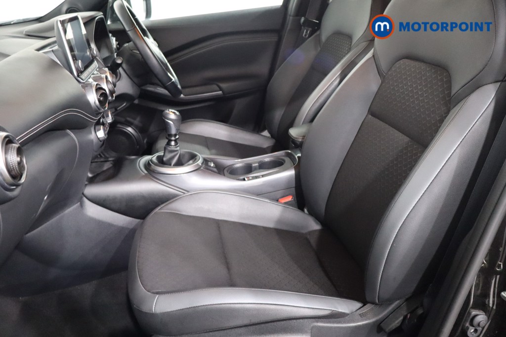 Nissan Juke N-Connecta Manual Petrol SUV - Stock Number (1566976) - 4th supplementary image