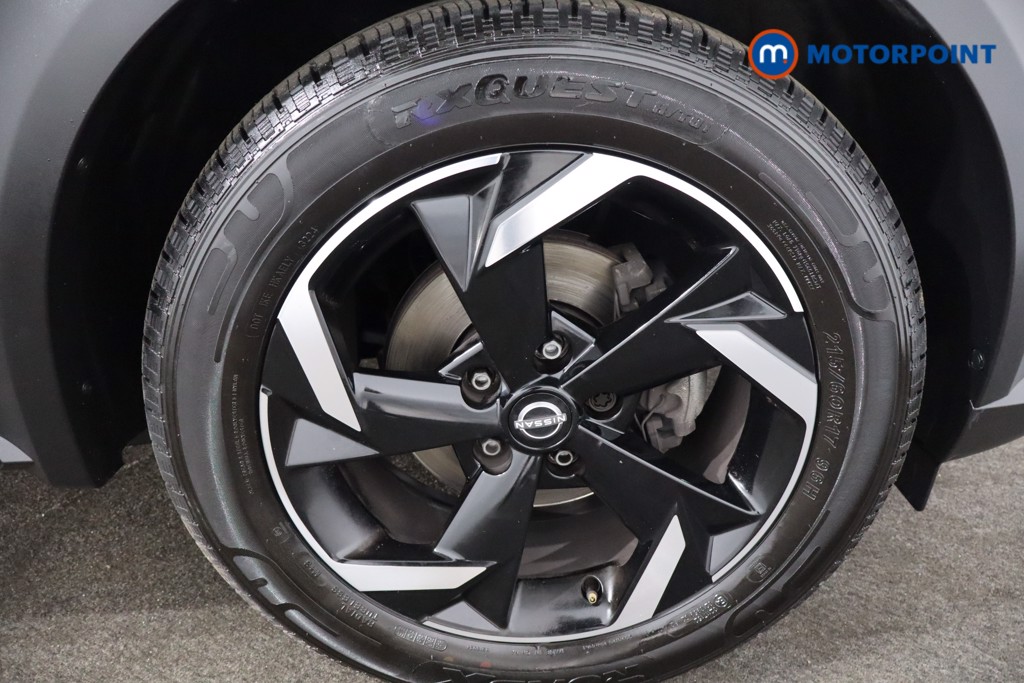 Nissan Juke N-Connecta Manual Petrol SUV - Stock Number (1566976) - 10th supplementary image