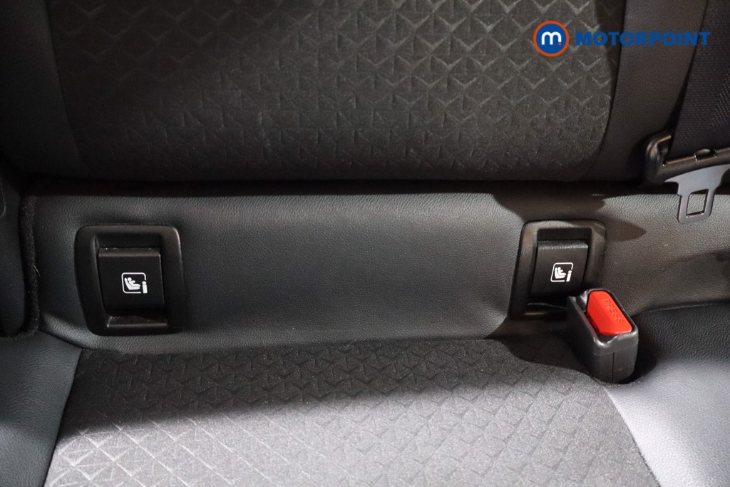 Nissan Juke N-Connecta Manual Petrol SUV - Stock Number (1566976) - 25th supplementary image