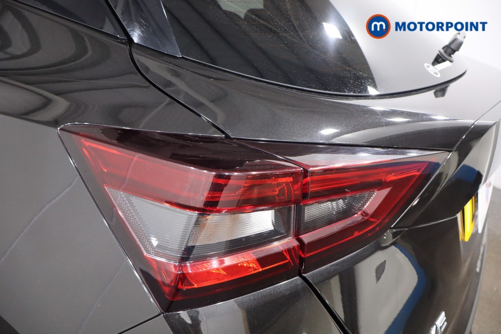 Nissan Juke N-Connecta Manual Petrol SUV - Stock Number (1566976) - 32nd supplementary image