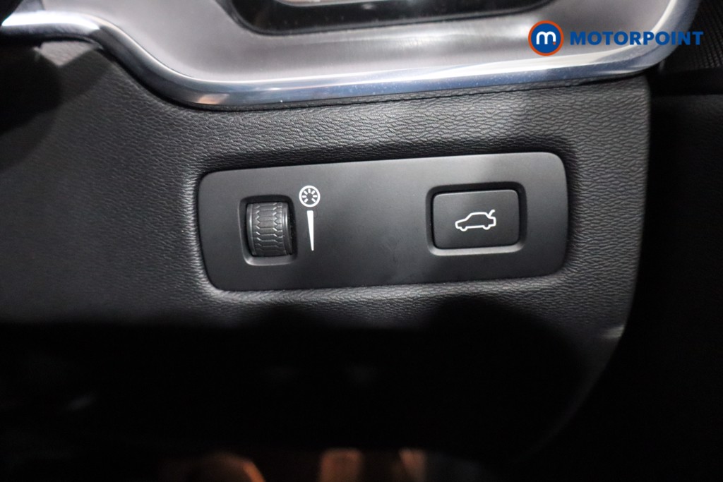 Volvo Xc60 Momentum Automatic Diesel SUV - Stock Number (1567026) - 19th supplementary image