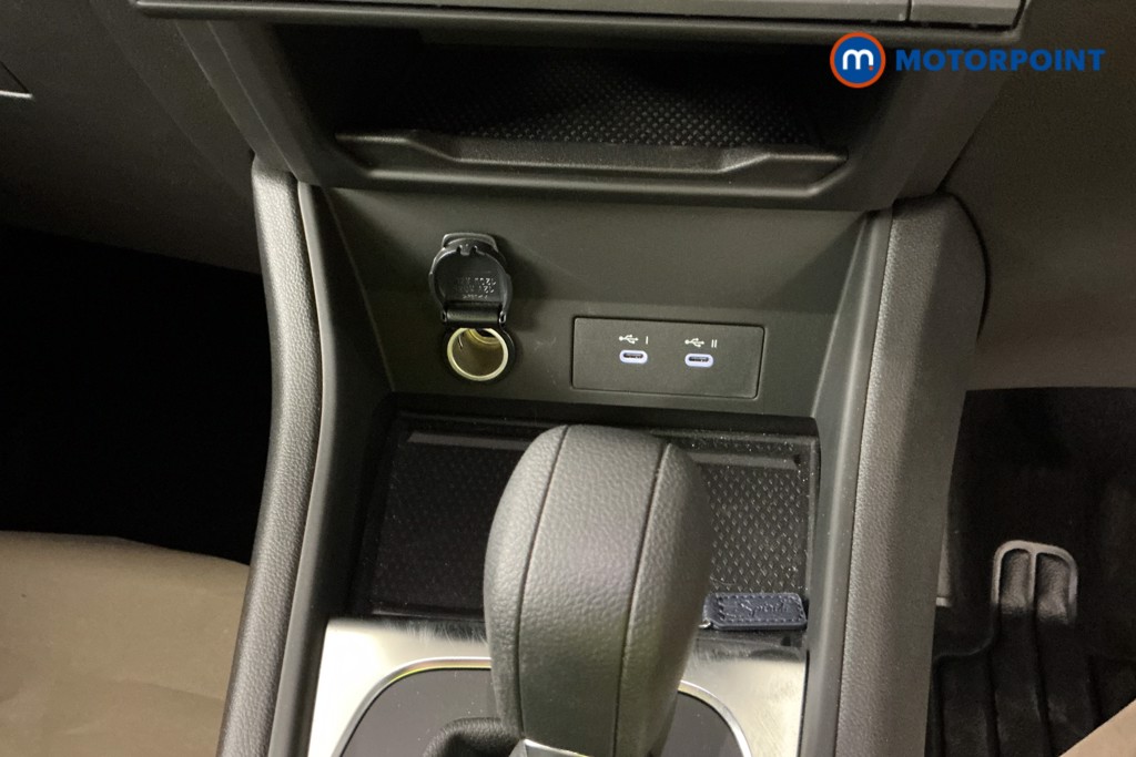 Renault Captur Techno Automatic Petrol-Electric Hybrid SUV - Stock Number (1567211) - 14th supplementary image