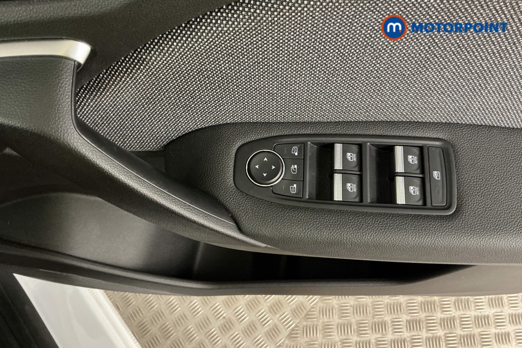 Renault Captur Techno Automatic Petrol-Electric Hybrid SUV - Stock Number (1567211) - 21st supplementary image