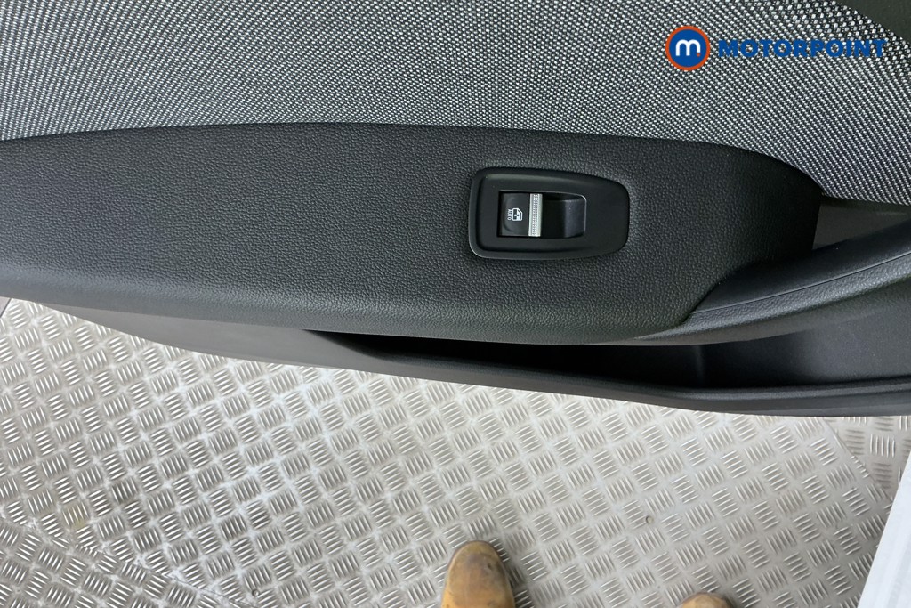 Renault Captur Techno Automatic Petrol-Electric Hybrid SUV - Stock Number (1567211) - 24th supplementary image