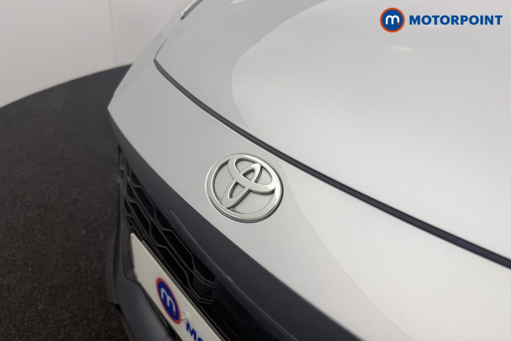 Toyota C-Hr Design Automatic Petrol Plug-In Hybrid SUV - Stock Number (1567354) - 17th supplementary image