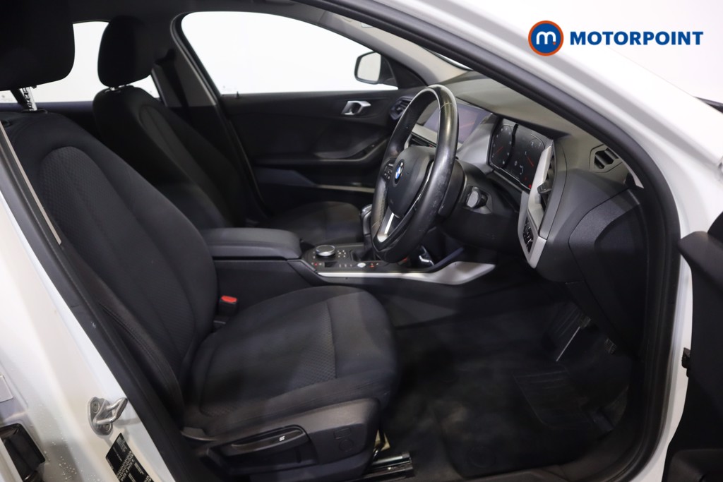 BMW 1 Series SE Manual Diesel Hatchback - Stock Number (1567629) - 6th supplementary image