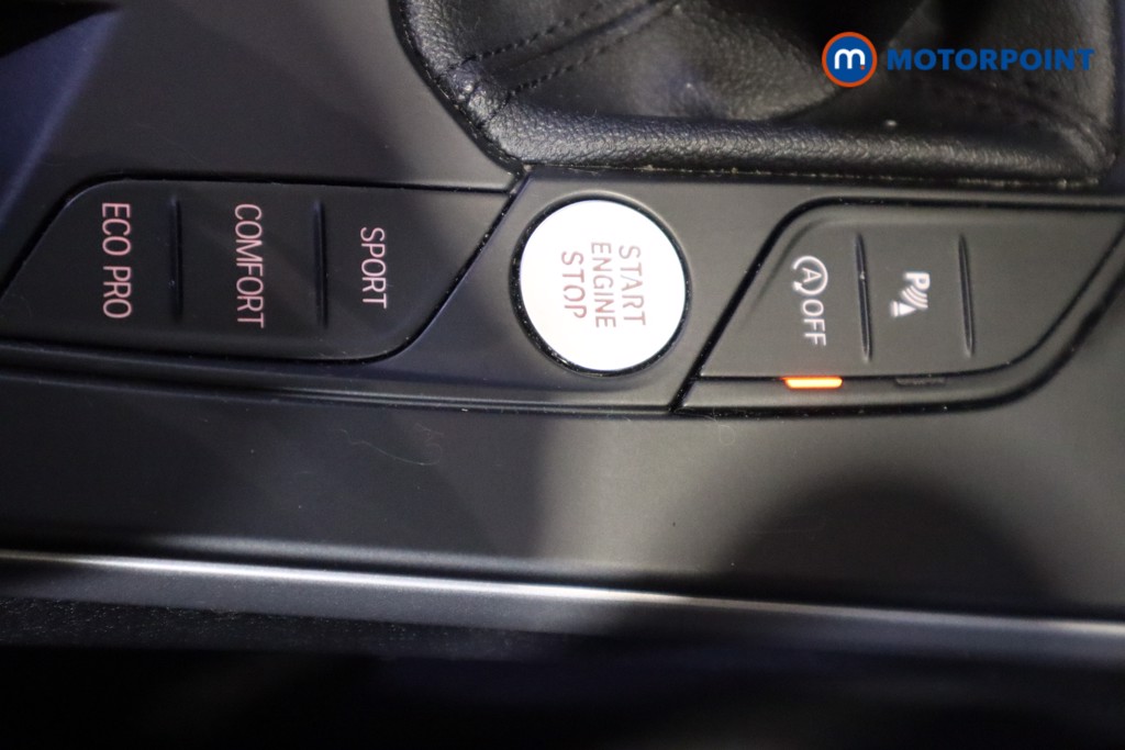 BMW 1 Series SE Manual Diesel Hatchback - Stock Number (1567629) - 22nd supplementary image