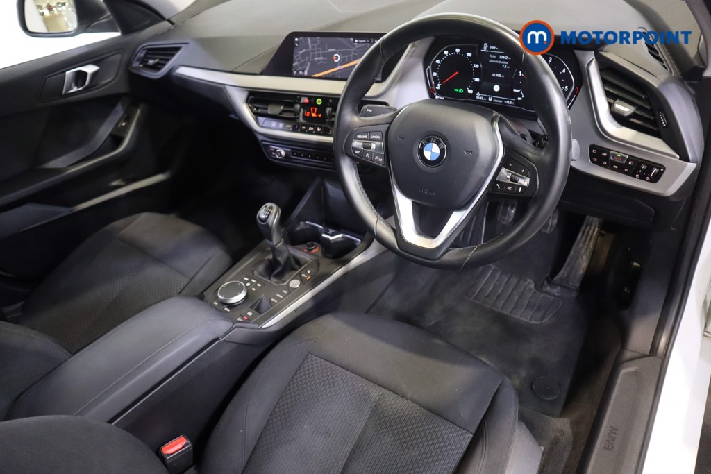 BMW 1 Series SE Manual Diesel Hatchback - Stock Number (1567629) - 1st supplementary image