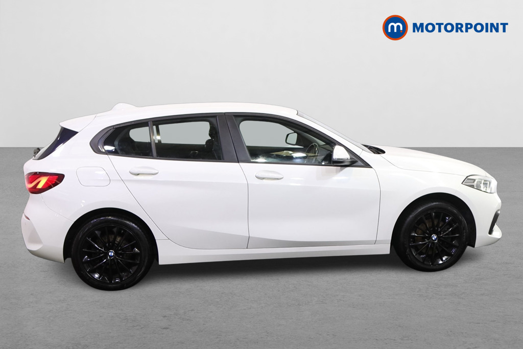 BMW 1 Series SE Manual Diesel Hatchback - Stock Number (1567629) - Drivers side