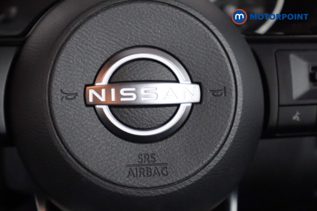 Nissan Qashqai Acenta Premium Automatic Petrol SUV - Stock Number (1567746) - 18th supplementary image