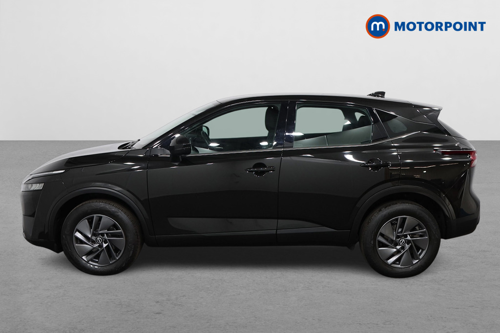 Nissan Qashqai Acenta Premium Automatic Petrol SUV - Stock Number (1567746) - Passenger side