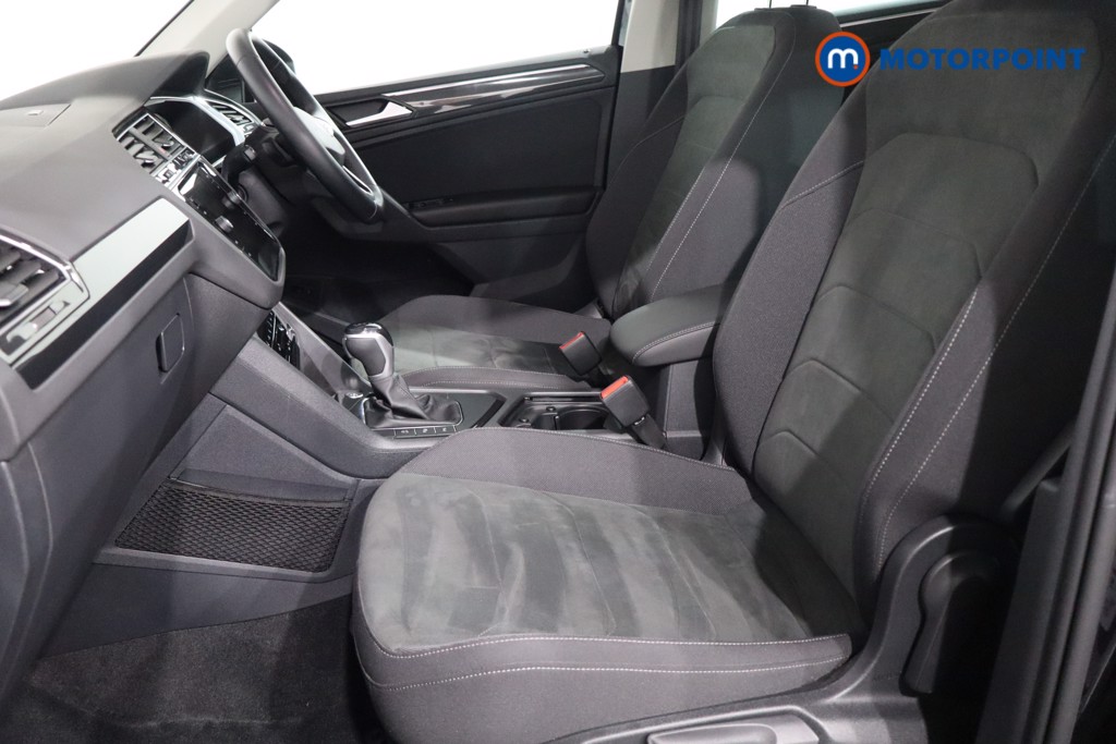 Volkswagen Tiguan Elegance Automatic Petrol SUV - Stock Number (1567890) - 4th supplementary image