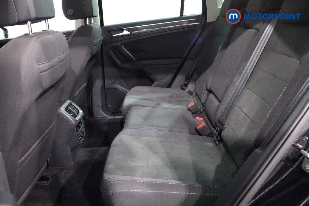 Volkswagen Tiguan Elegance Automatic Petrol SUV - Stock Number (1567890) - 5th supplementary image