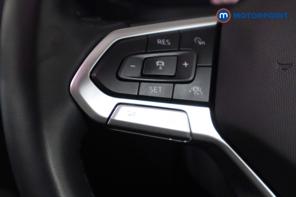 Volkswagen Tiguan Elegance Automatic Petrol SUV - Stock Number (1567890) - 7th supplementary image