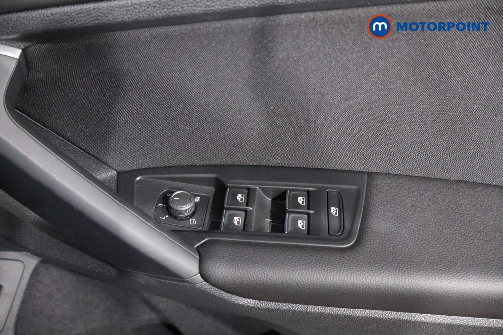 Volkswagen Tiguan Elegance Automatic Petrol SUV - Stock Number (1567890) - 22nd supplementary image