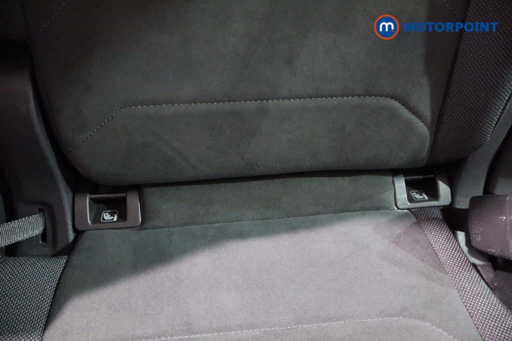 Volkswagen Tiguan Elegance Automatic Petrol SUV - Stock Number (1567890) - 26th supplementary image