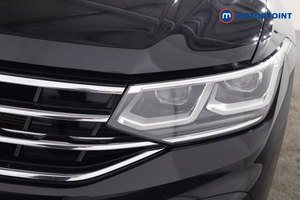 Volkswagen Tiguan Elegance Automatic Petrol SUV - Stock Number (1567890) - 29th supplementary image