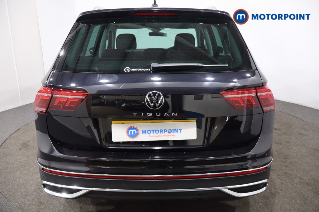 Volkswagen Tiguan Elegance Automatic Petrol SUV - Stock Number (1567890) - 39th supplementary image