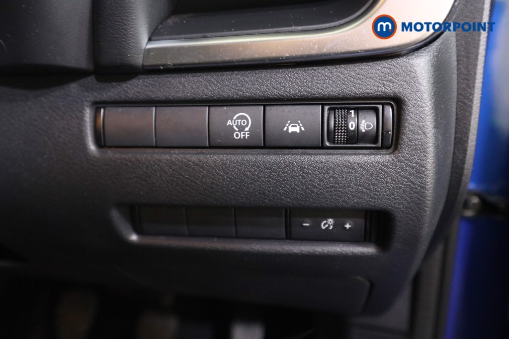 Nissan Qashqai Acenta Premium Manual Petrol SUV - Stock Number (1568059) - 9th supplementary image