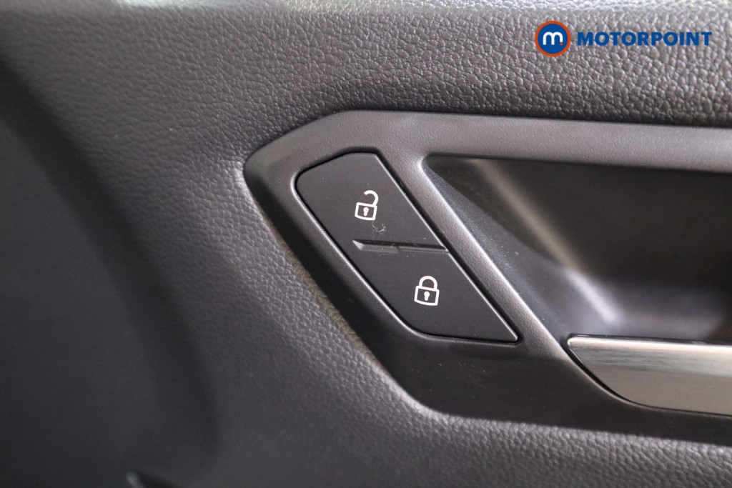 Volkswagen T-Roc R-Line Automatic Petrol SUV - Stock Number (1568222) - 10th supplementary image