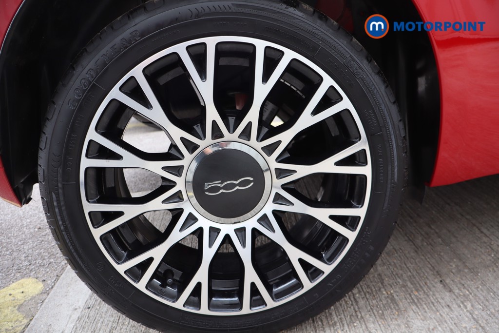 Fiat 500 TOP Manual Petrol-Electric Hybrid Hatchback - Stock Number (1568250) - 11th supplementary image