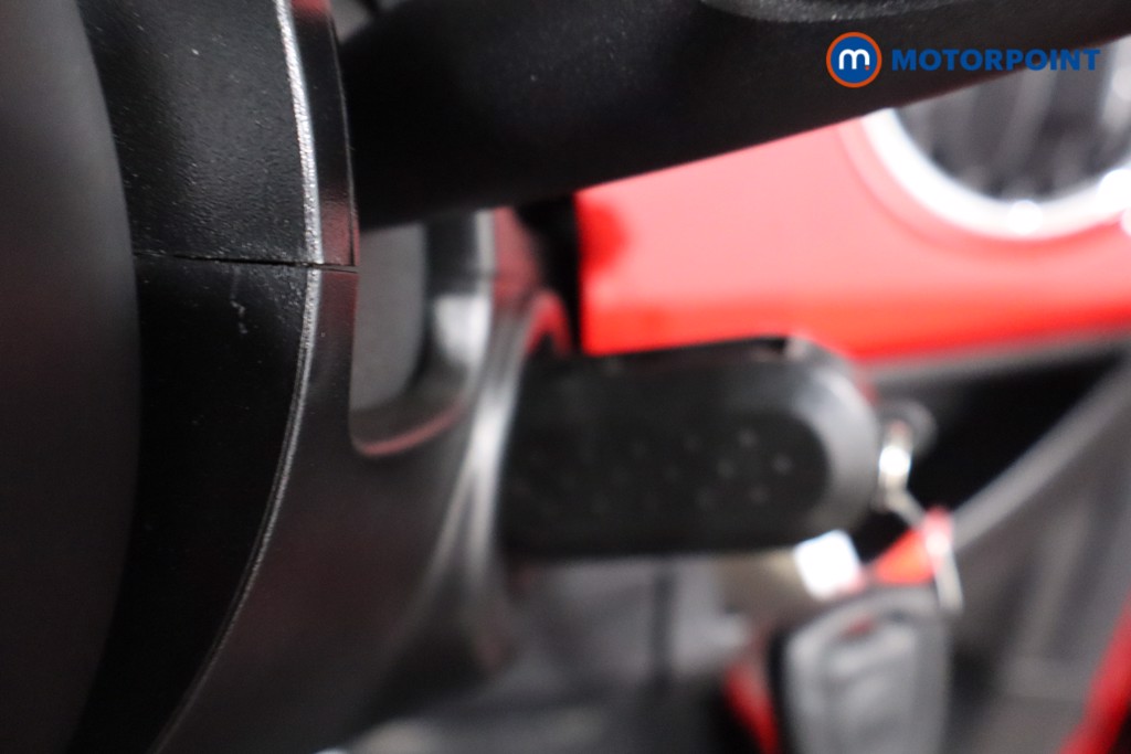 Fiat 500 TOP Manual Petrol-Electric Hybrid Hatchback - Stock Number (1568250) - 13th supplementary image