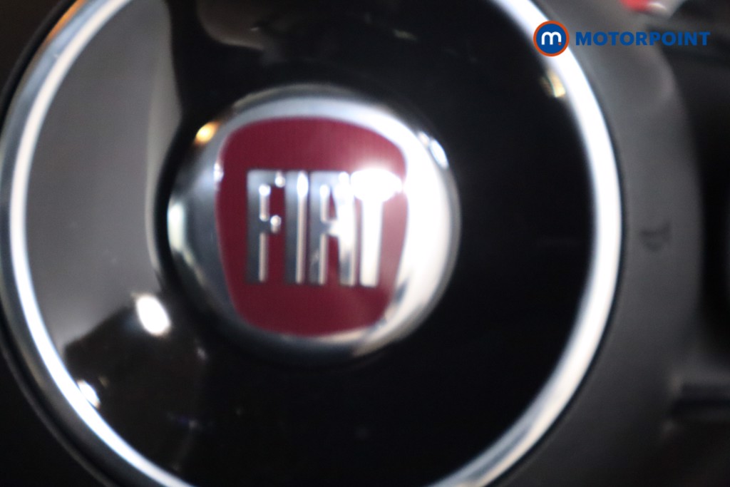 Fiat 500 TOP Manual Petrol-Electric Hybrid Hatchback - Stock Number (1568250) - 18th supplementary image