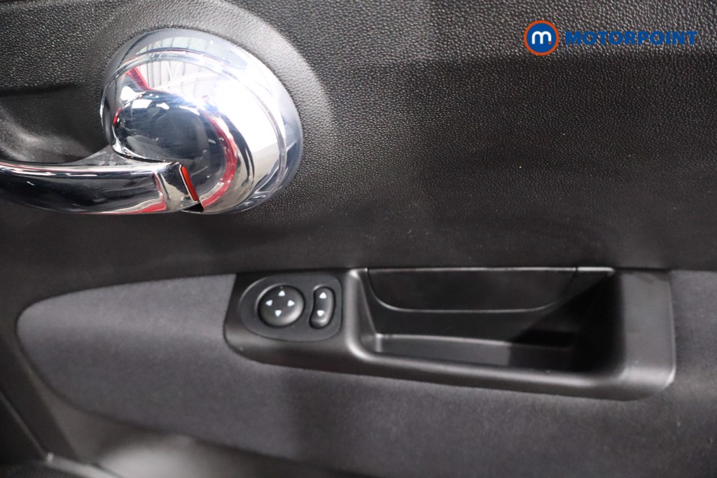 Fiat 500 TOP Manual Petrol-Electric Hybrid Hatchback - Stock Number (1568250) - 21st supplementary image