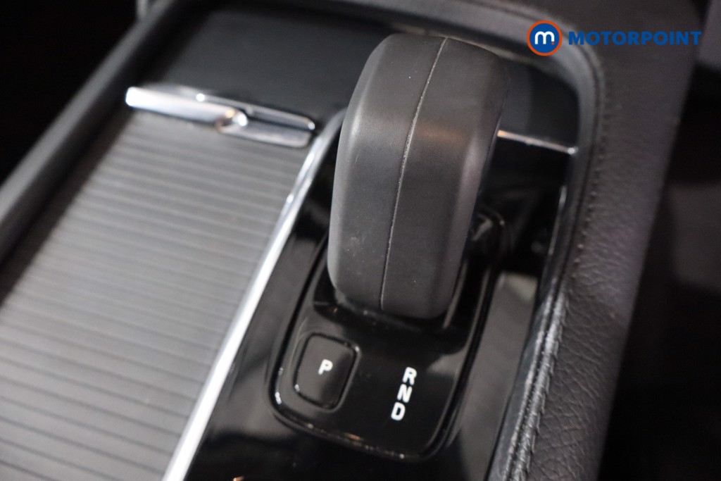 Volvo V90 Momentum Automatic Petrol Estate - Stock Number (1568290) - 17th supplementary image