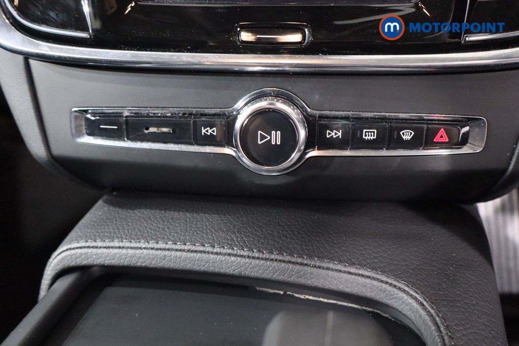 Volvo V90 Momentum Automatic Petrol Estate - Stock Number (1568290) - 18th supplementary image