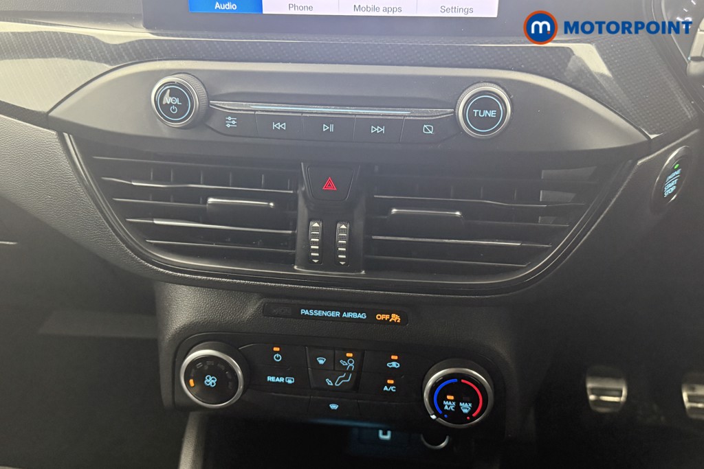 Ford Focus St-Line Manual Petrol Hatchback - Stock Number (1568301) - 4th supplementary image