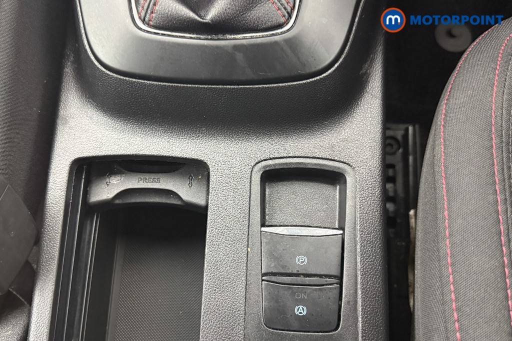 Ford Focus St-Line Manual Petrol Hatchback - Stock Number (1568301) - 6th supplementary image