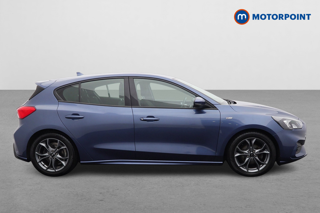 Ford Focus St-Line Manual Petrol Hatchback - Stock Number (1568301) - Drivers side