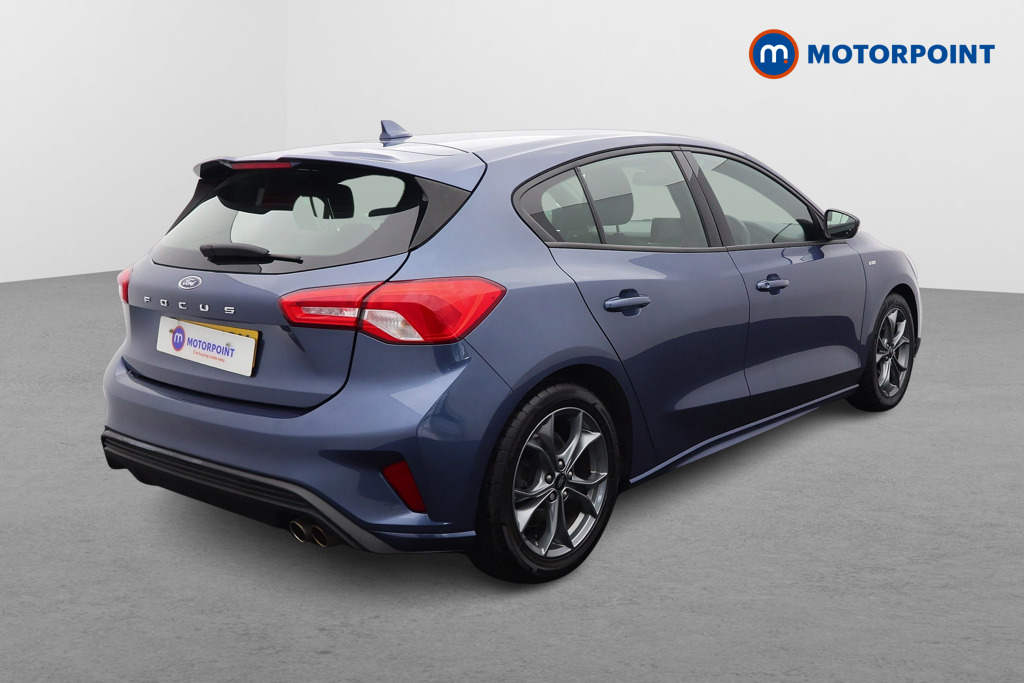 Ford Focus St-Line Manual Petrol Hatchback - Stock Number (1568301) - Drivers side rear corner