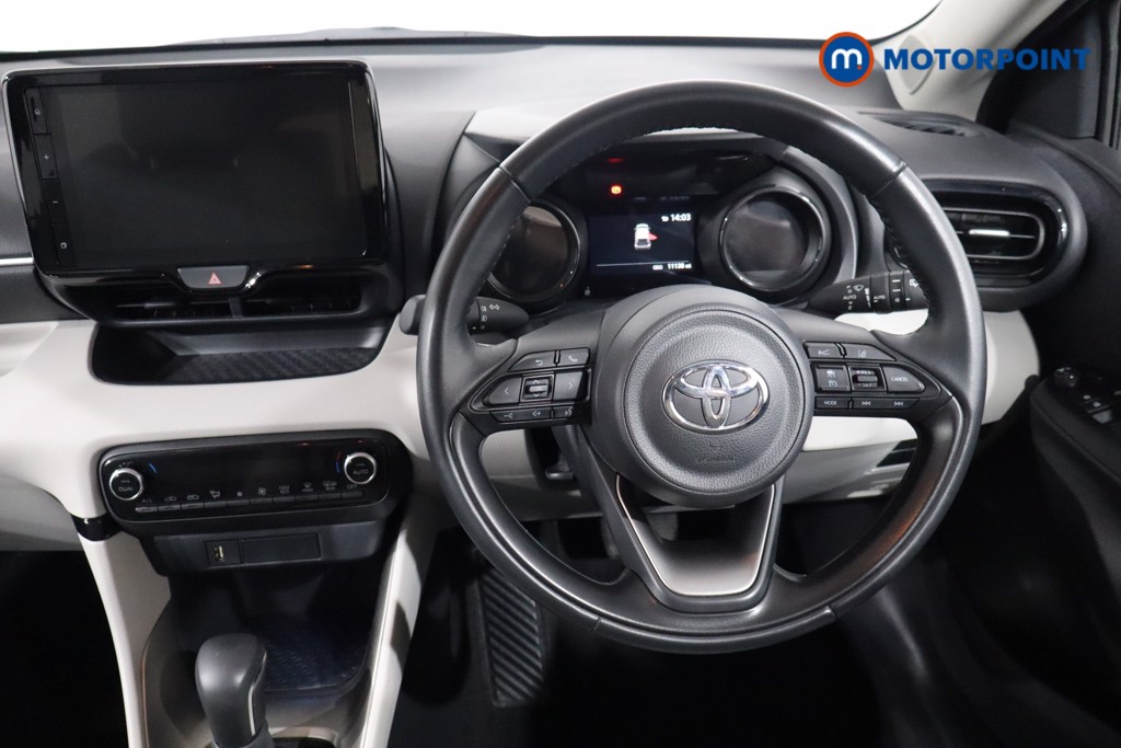 Toyota Yaris Excel Automatic Petrol-Electric Hybrid Hatchback - Stock Number (1568729) - 3rd supplementary image