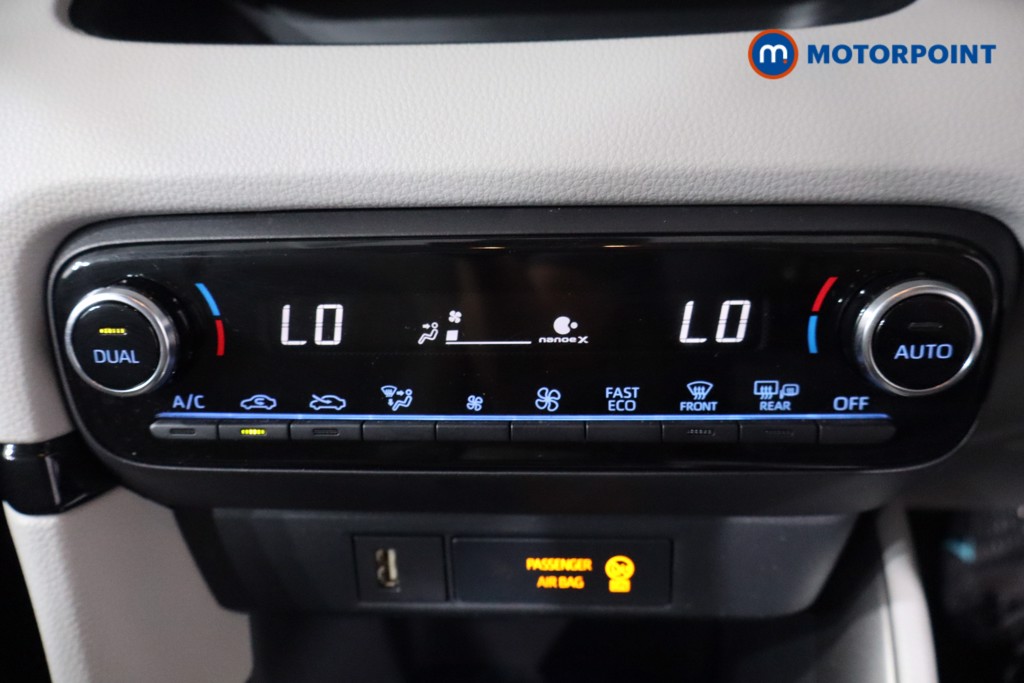 Toyota Yaris Excel Automatic Petrol-Electric Hybrid Hatchback - Stock Number (1568729) - 16th supplementary image