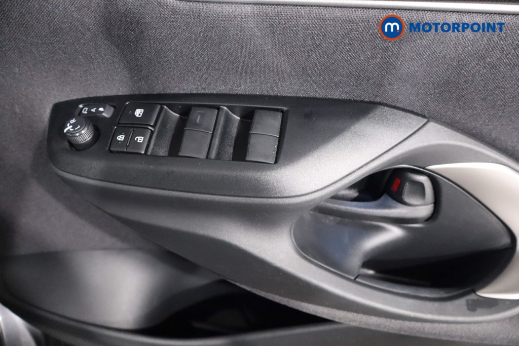 Toyota Yaris Excel Automatic Petrol-Electric Hybrid Hatchback - Stock Number (1568729) - 24th supplementary image