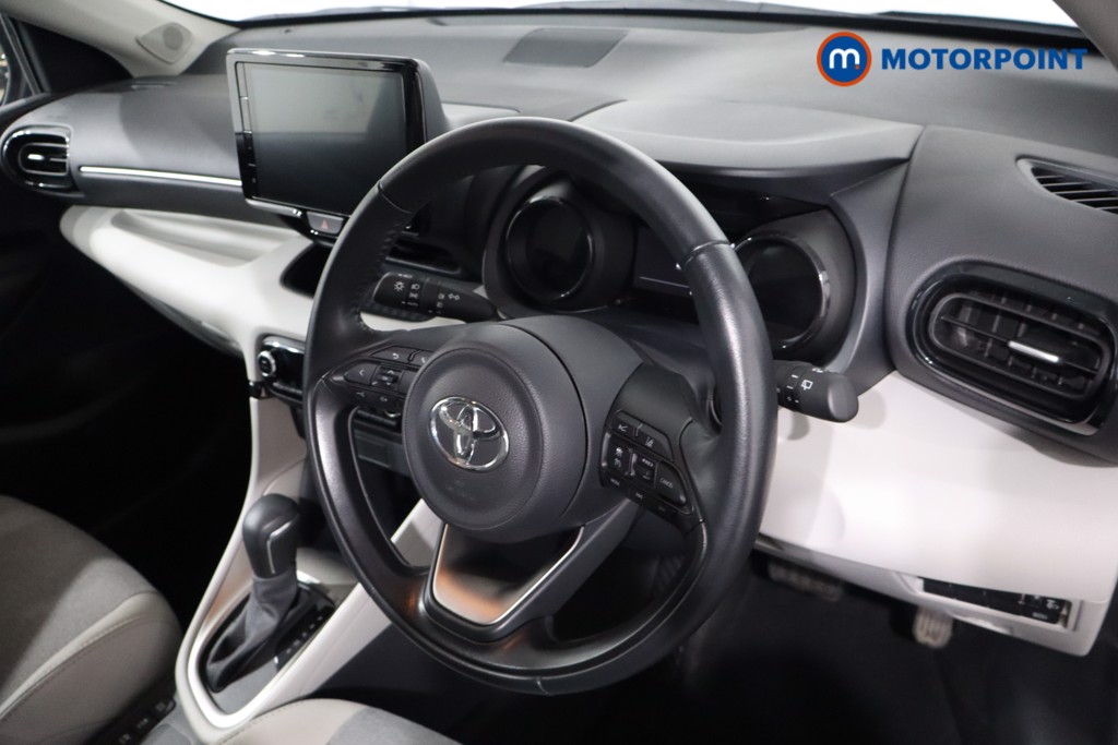 Toyota Yaris Excel Automatic Petrol-Electric Hybrid Hatchback - Stock Number (1568729) - 25th supplementary image